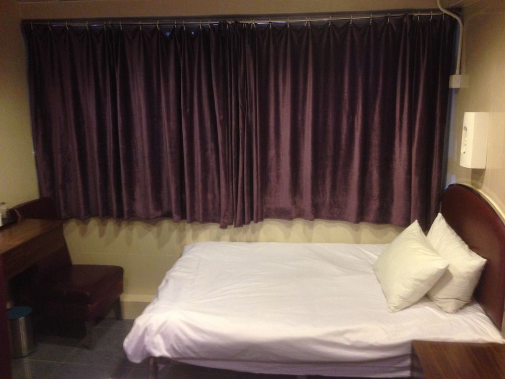 Kowloon Youth Village Tsim Sha Tsui 九龙青年公寓 Hong Kong Extérieur photo